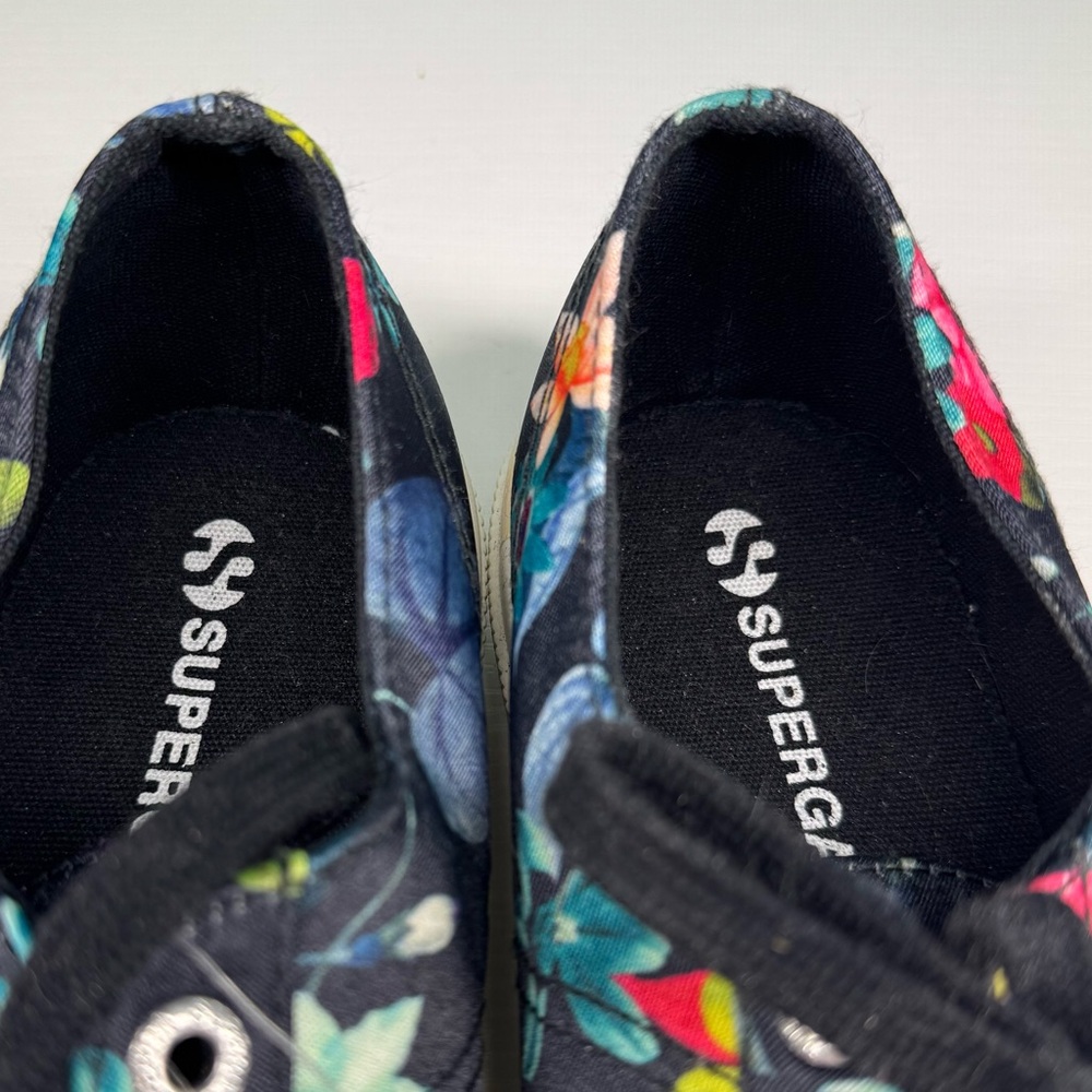NWOB Superga Floral Print Sneakers- EU size 39 1/2 - Picture 9 of 9